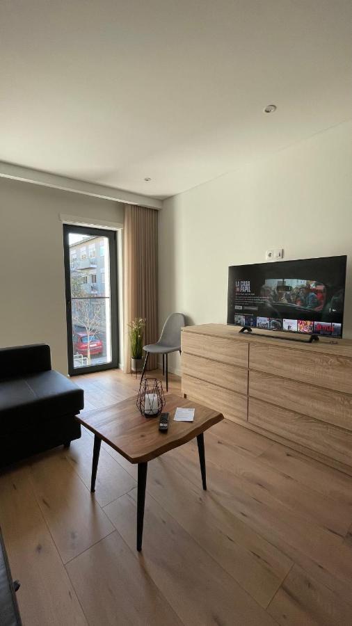 Gravito 53 Apartments By Home Sweet Home アヴェイロ エクステリア 写真