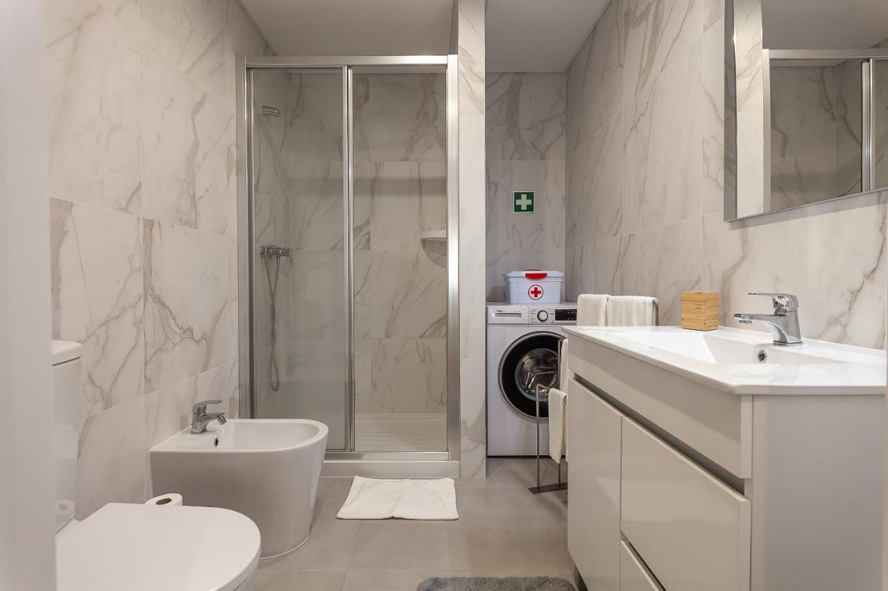 Gravito 53 Apartments By Home Sweet Home アヴェイロ エクステリア 写真