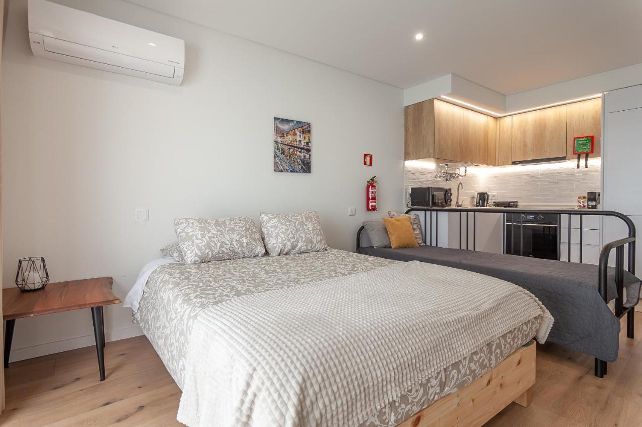 Gravito 53 Apartments By Home Sweet Home アヴェイロ エクステリア 写真