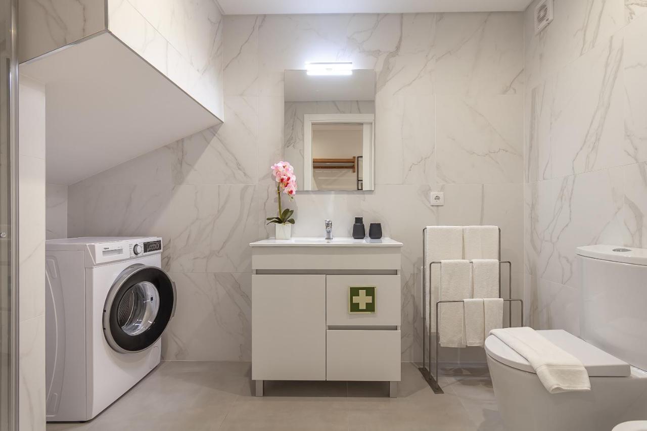 Gravito 53 Apartments By Home Sweet Home アヴェイロ エクステリア 写真