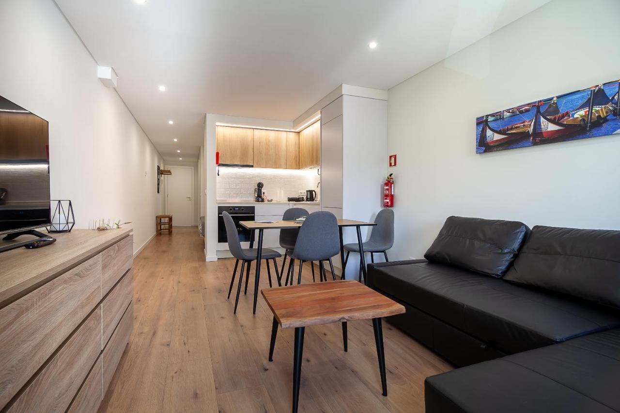 Gravito 53 Apartments By Home Sweet Home アヴェイロ エクステリア 写真