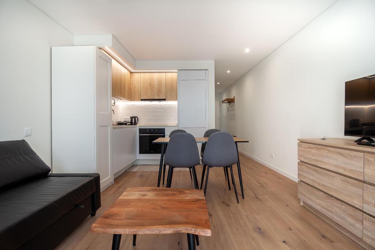 Gravito 53 Apartments By Home Sweet Home アヴェイロ エクステリア 写真
