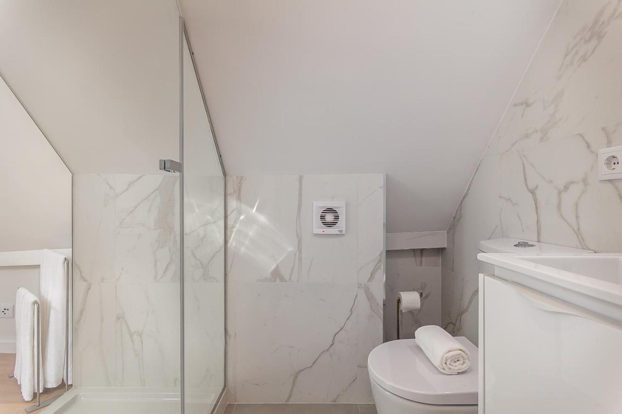 Gravito 53 Apartments By Home Sweet Home アヴェイロ エクステリア 写真