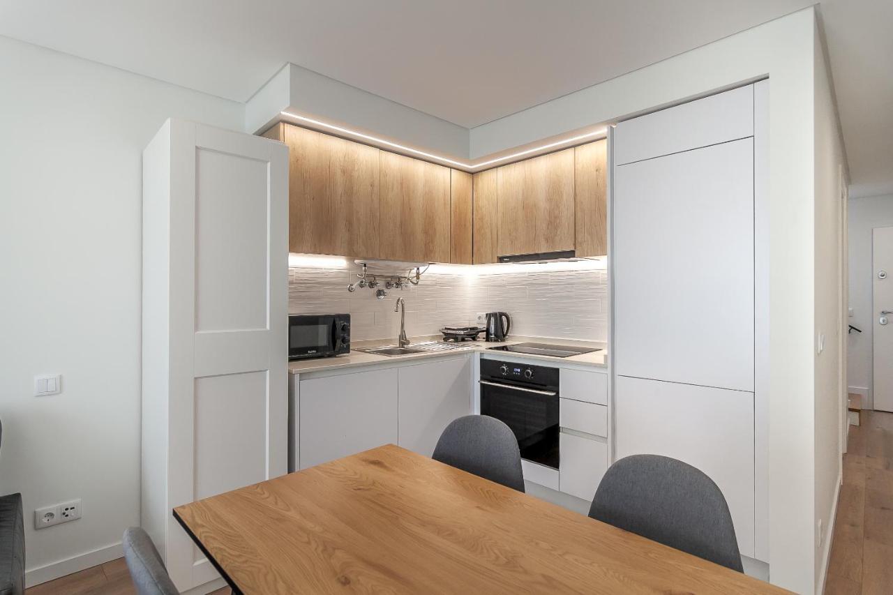 Gravito 53 Apartments By Home Sweet Home アヴェイロ エクステリア 写真